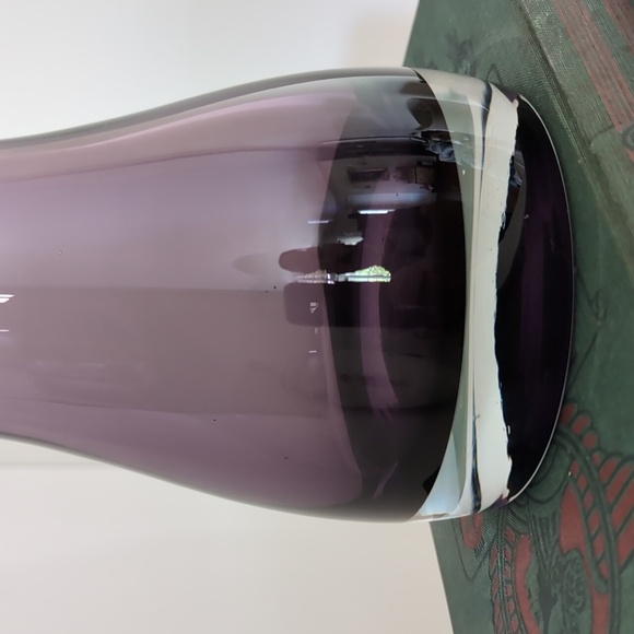 VTG,,1906 Contemporary Style Plum Purple Art Glass Vase. - Picture 2 of 7